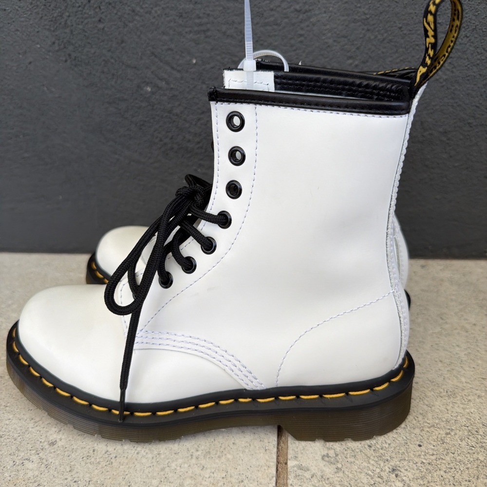Dr. Doc Martens Luana White Combat Boots Women's Size US 6 AirWair NEW